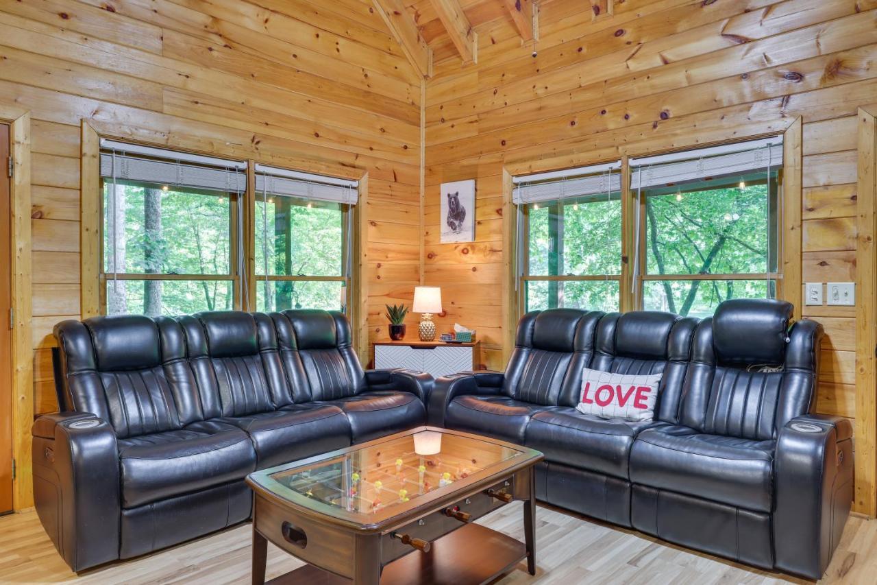 Riverfront Ellijay Cabin With Deck And Pool Access! Exterior photo